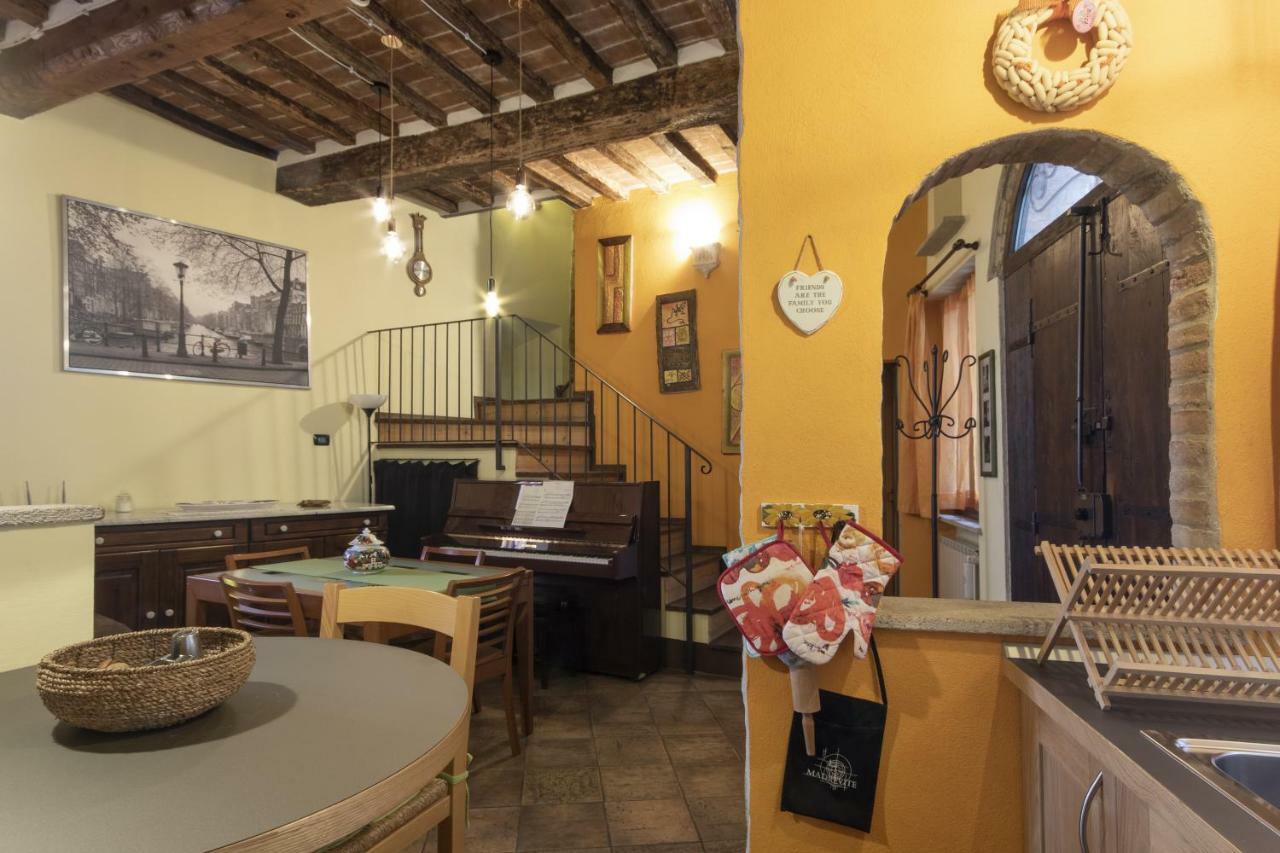 Borgo Buio Town House Montepulciano Exterior foto